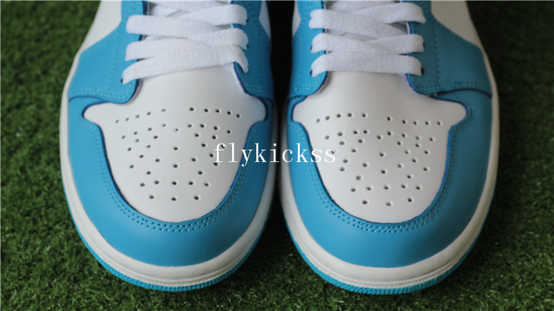 Authentic Air Jordan 1 Retro UNC